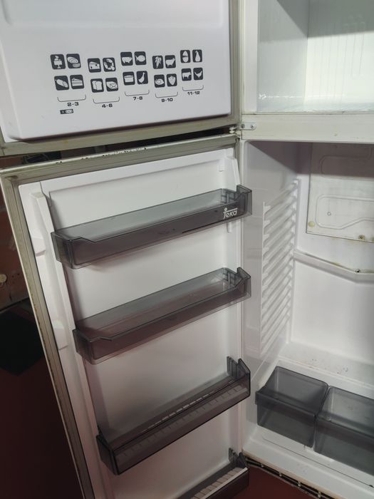 Frigorífico Teka de embutir para peças