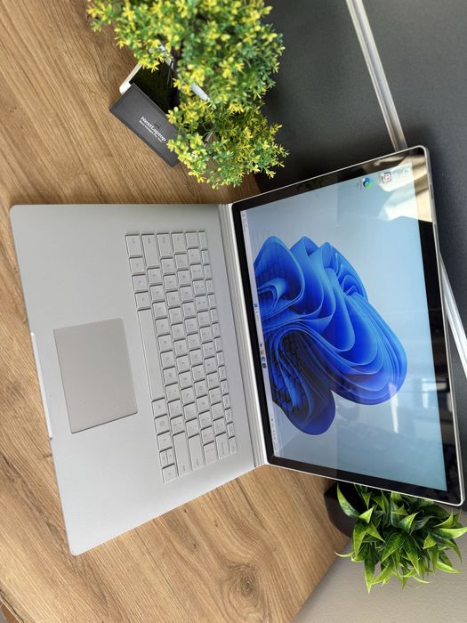 Surface book 15.6" 3k Сенсорний ! -16/256 GB SSD i7 GTX 1060 6 Gb~