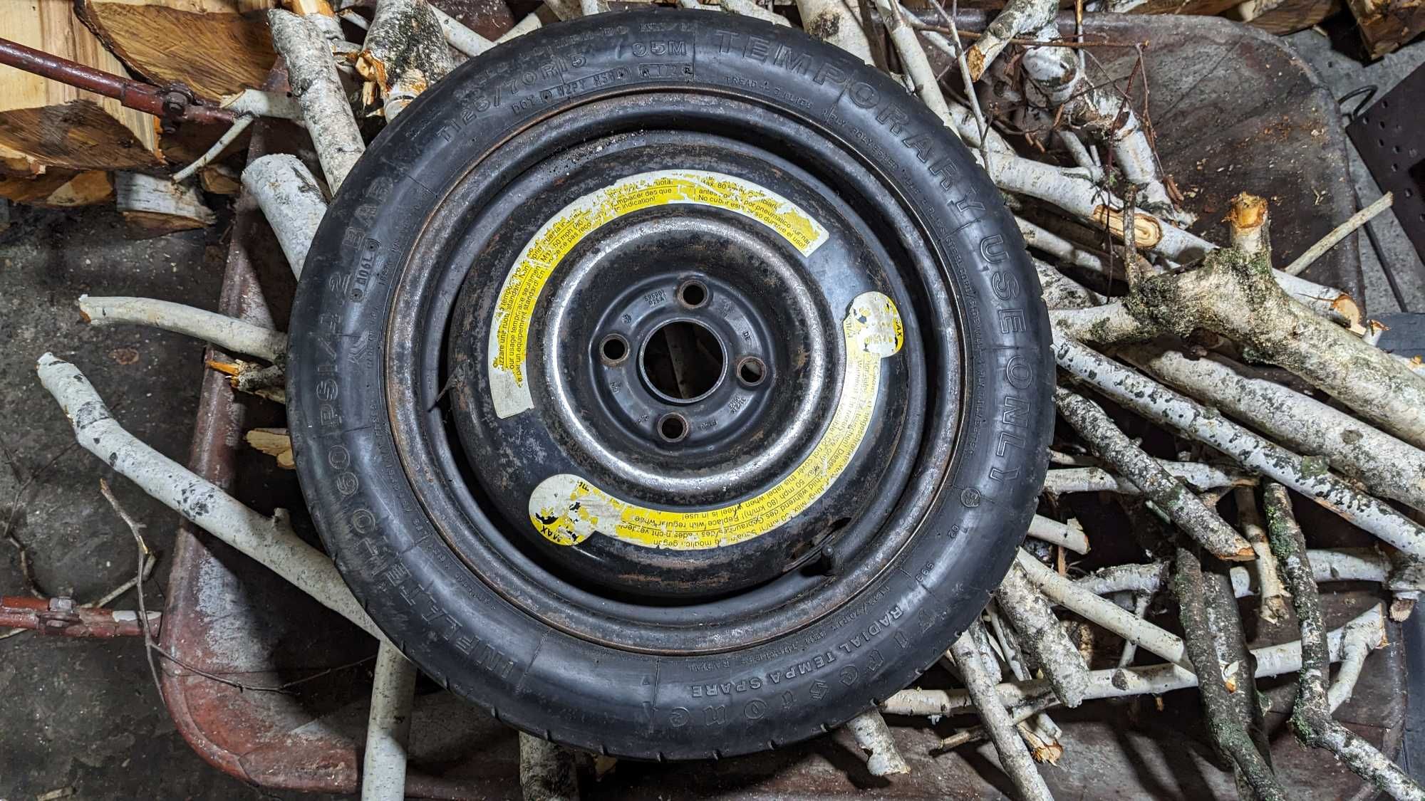 Докатне колесо від пассата б4 125/70 r15