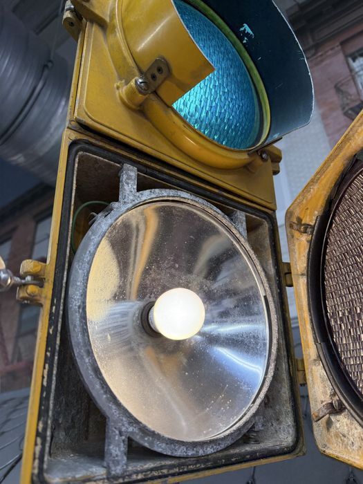 Amerykański sygnalizator drogowy z USA światła drogowe