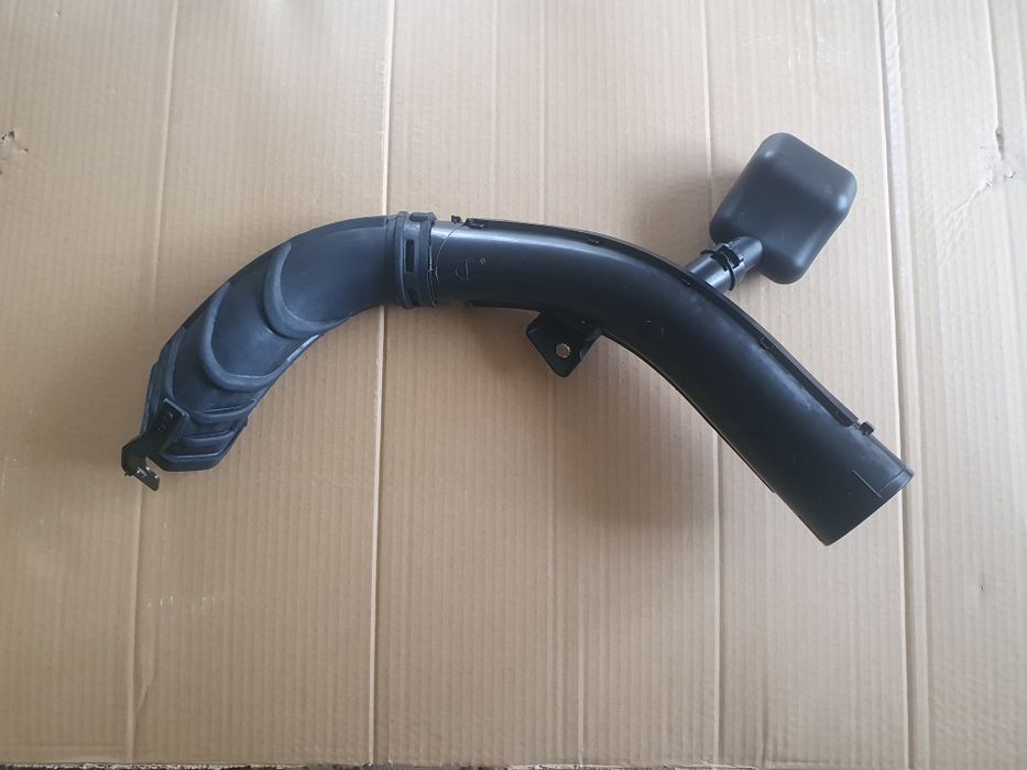 Патрубок повітряного фільтра воздуховод воздухоприемник  Jeep compass