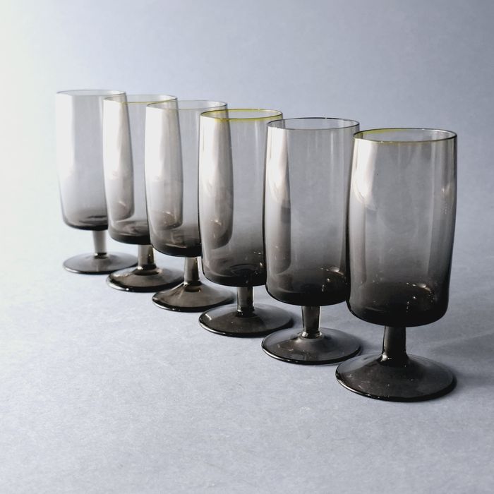 piękne dmuchane dymione kieliszki do wódki likieru lata 50/60-te