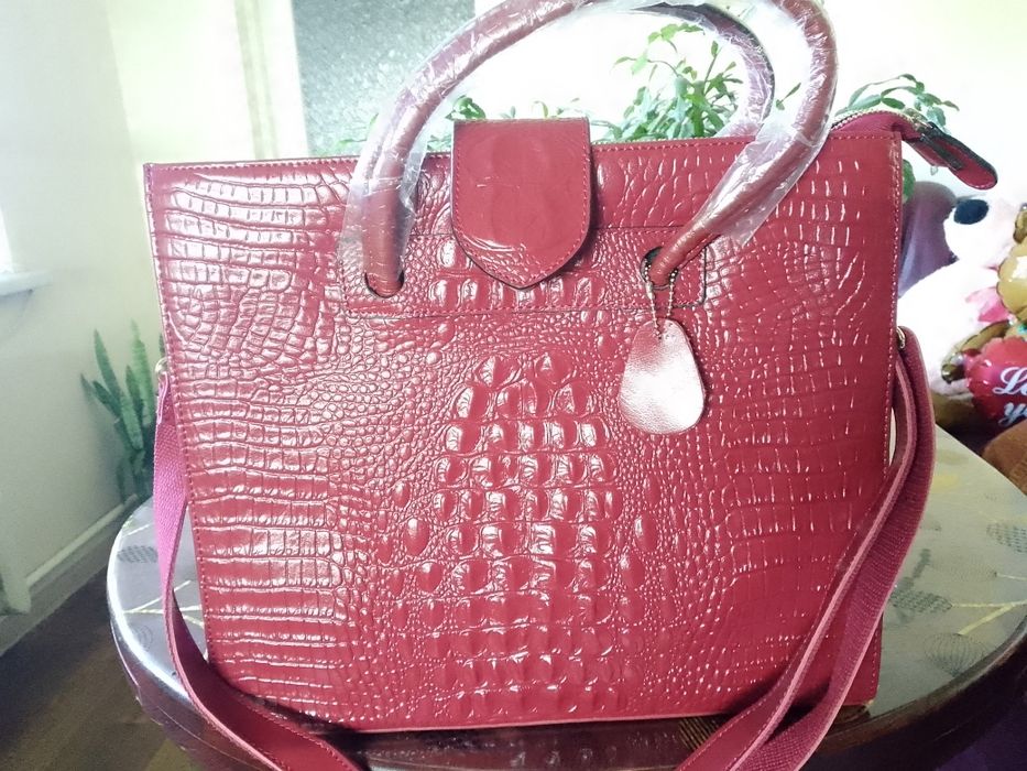 Сумка красный крокодил