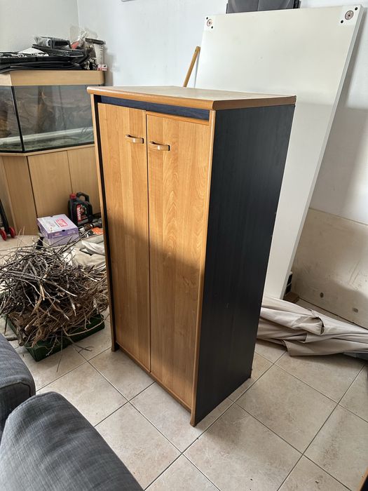 Vendo conjunto de 2 moveis em bom estado geral…