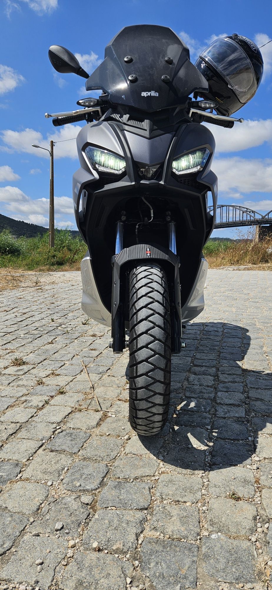 Aprilia sr gt 125cc