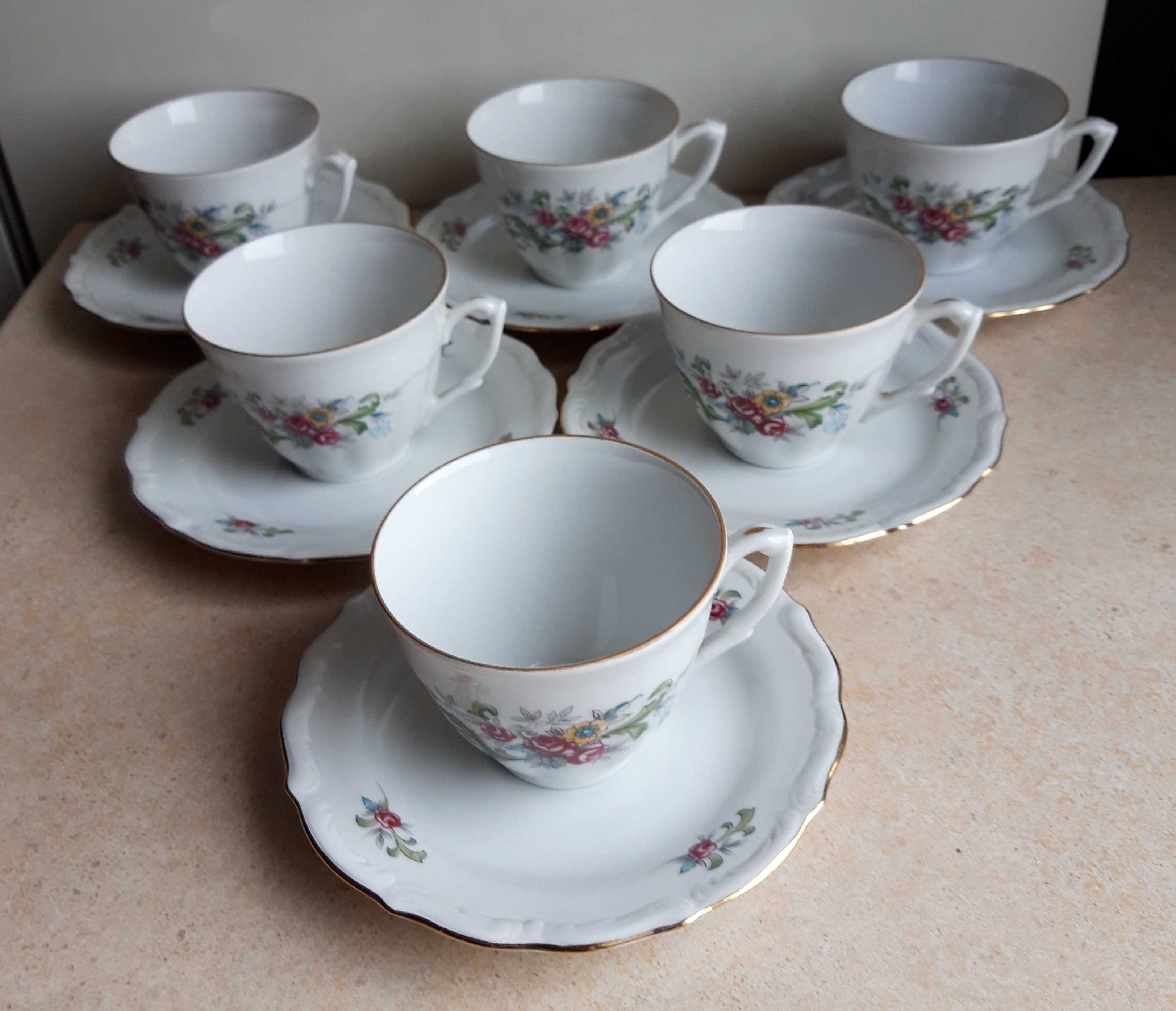 6x filiżanka + spodek porcelana Wałbrzych komplet PRL