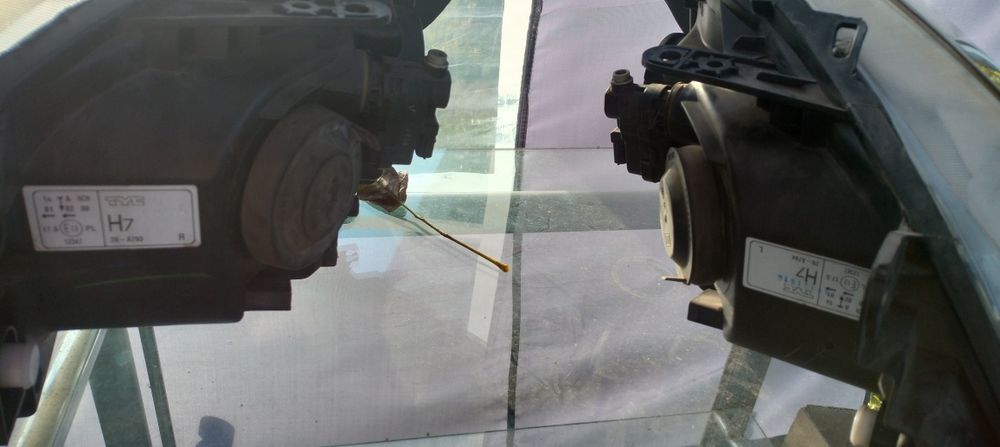 Renault Clio 3 przed lift lampy przednie TYC jak nowe cena za komplet