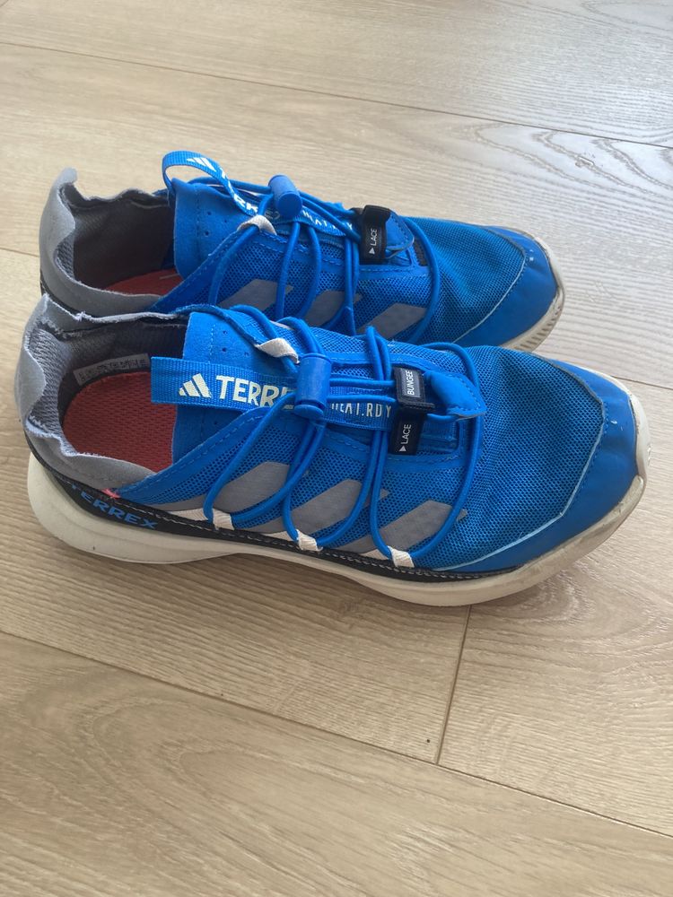 Adidas terrex voyager 34