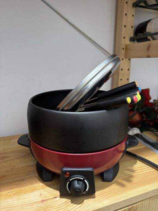Fondue 800 W - 2 L nunca usado