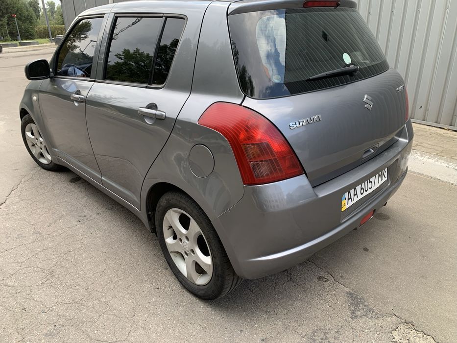 Сузуки Suzuki Swift