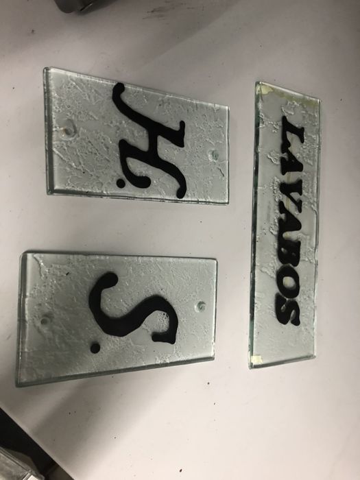 Placas de casa de banho em vidro pintado