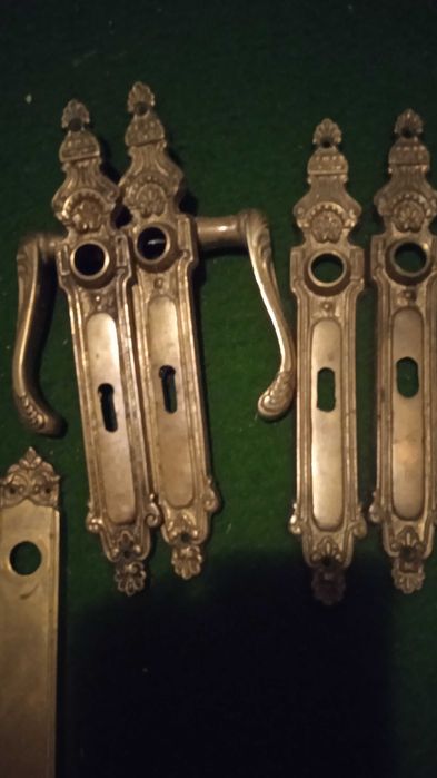 klamki i szyldy mosiężne do drzwi cena za komplet 120zł