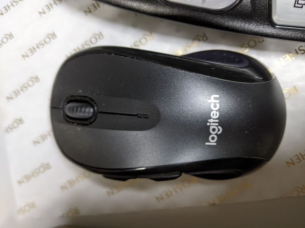 Комплект Logitech MK550 Wireless Wave Combo