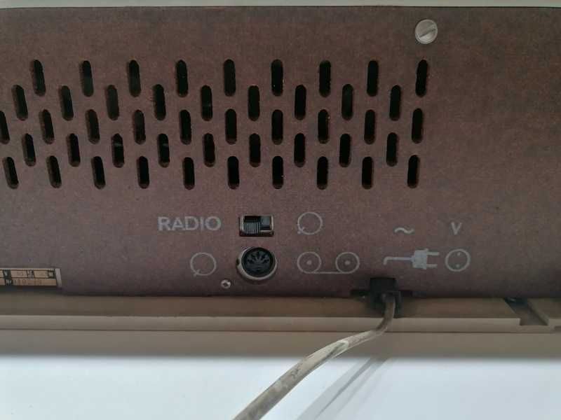 Radio Radiola antigo