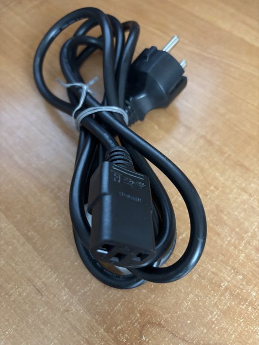 Komputer stacjonarny Lenovo H30-50 z Windows 10