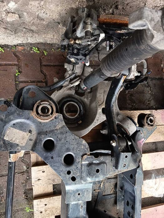 Ford Edge 2015 - 2018 zawieszenie tył sanki belka wózek samochodowe