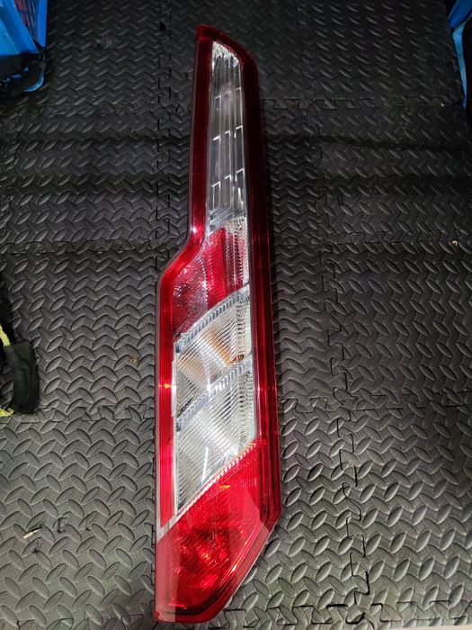 Lampa tył prawa Turneo Transit Custom od 2018