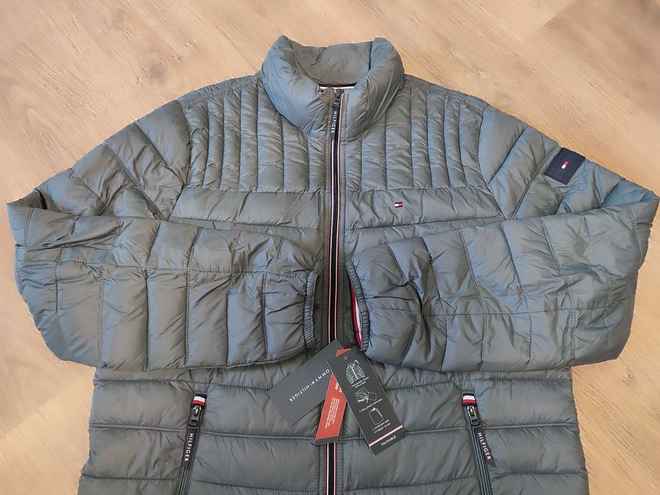Демісезонна куртка Tommy Hilfiger оригінал розмір XL Tall