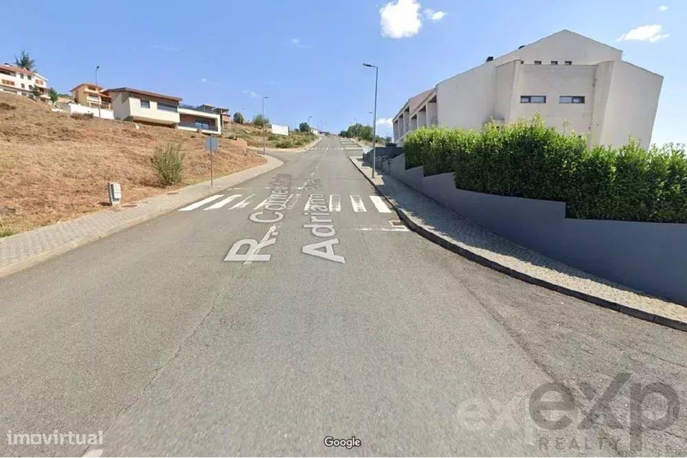 Terreno para construção de moradia ao IPB, Bragança