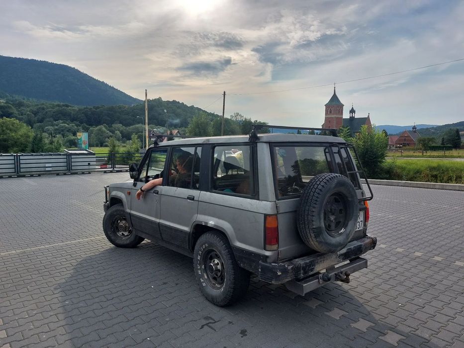 Isuzu Trooper Isuzu Trooper 2.6 PB+LPG Auto Legenda