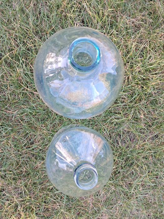 Бутиля 20 літрів та 10 літрів