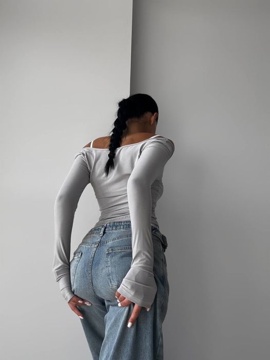 Жіночий крутий лонгслів