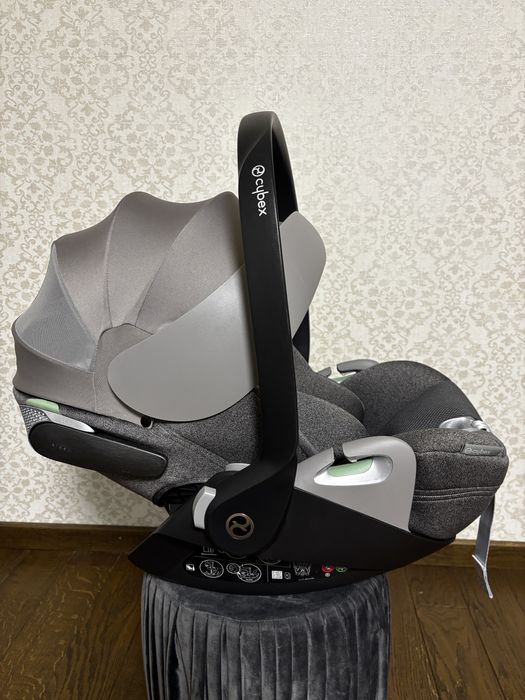 Автокрісло Cybex Cloud T plus i-Size Mirage Grey сірий колір