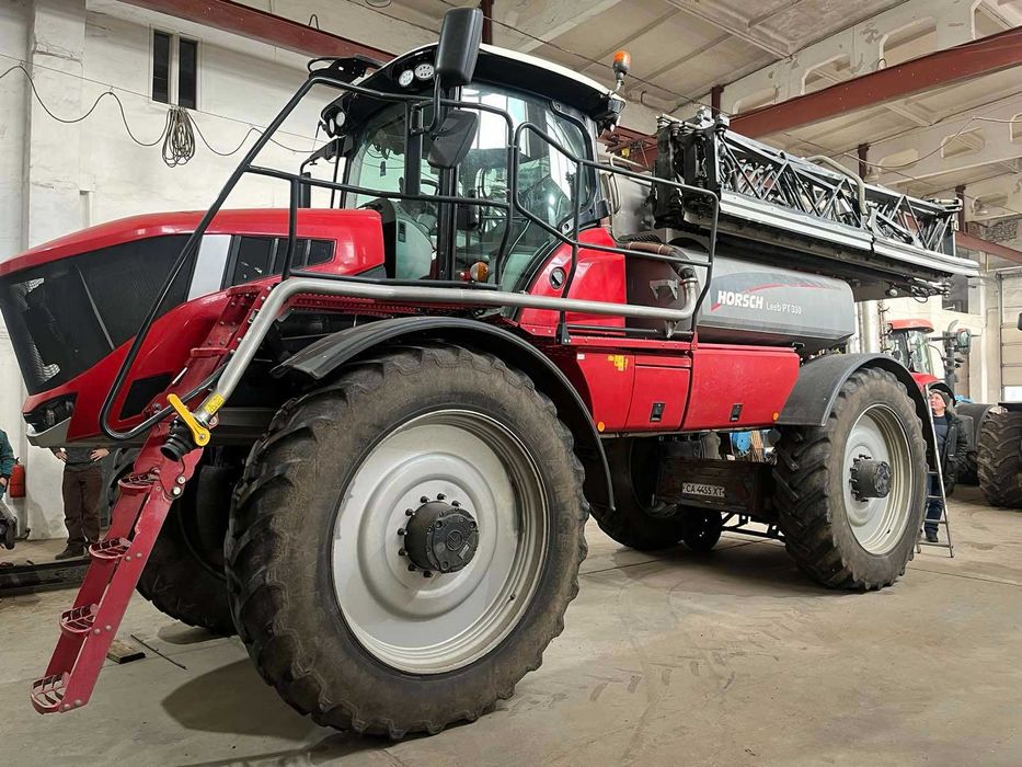 Самохідний обприскувач Horsch Leeb PT 330