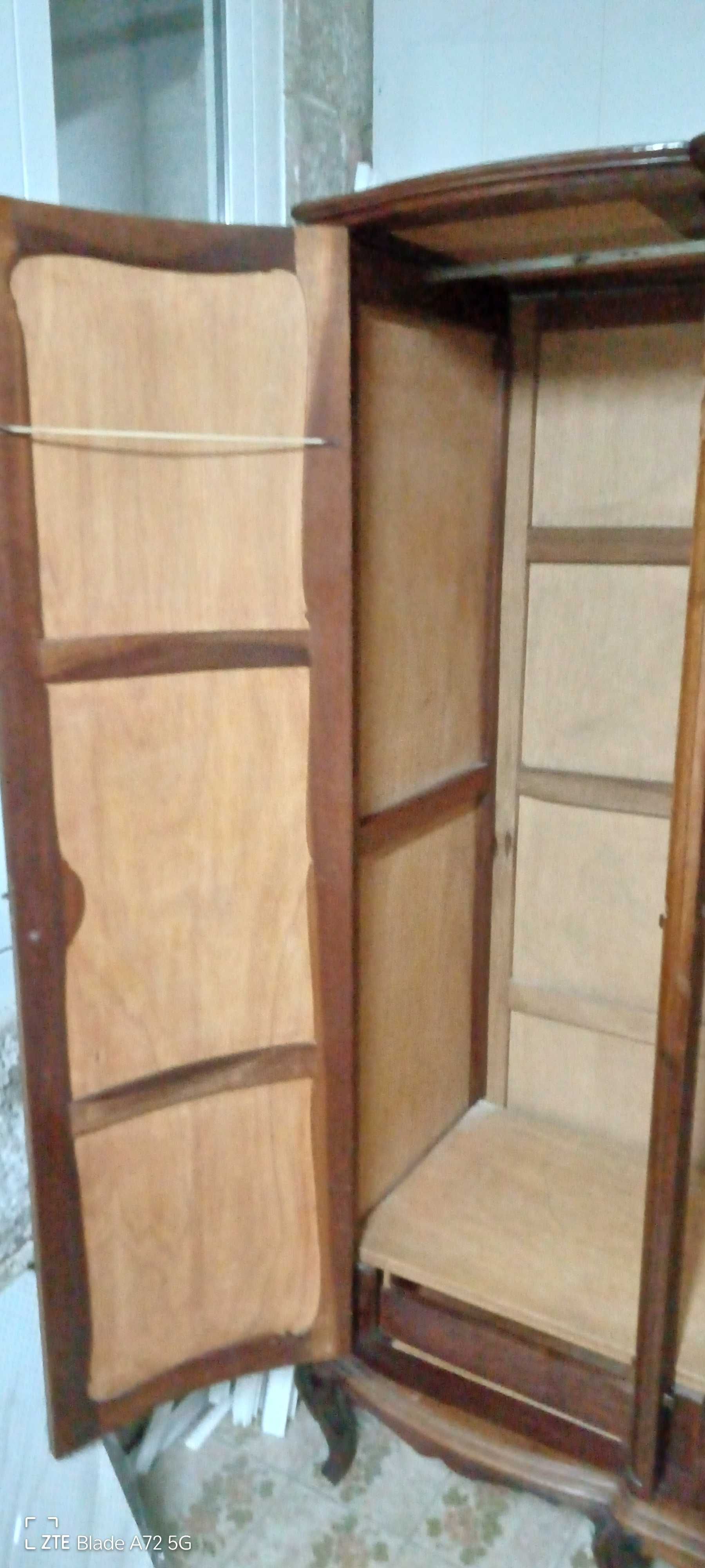 Roupeiro Queen Anne 1,80X1,60