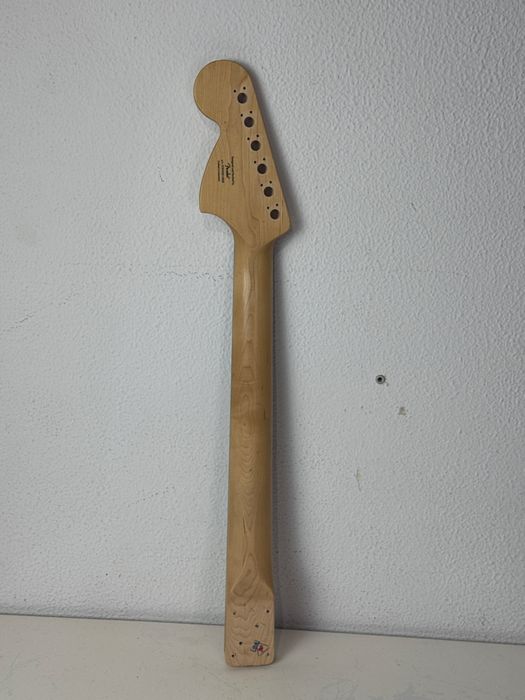 Braço de guitarra fender