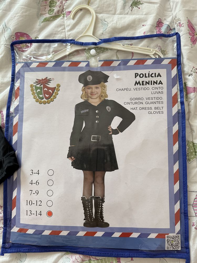 Roupa polícia menina