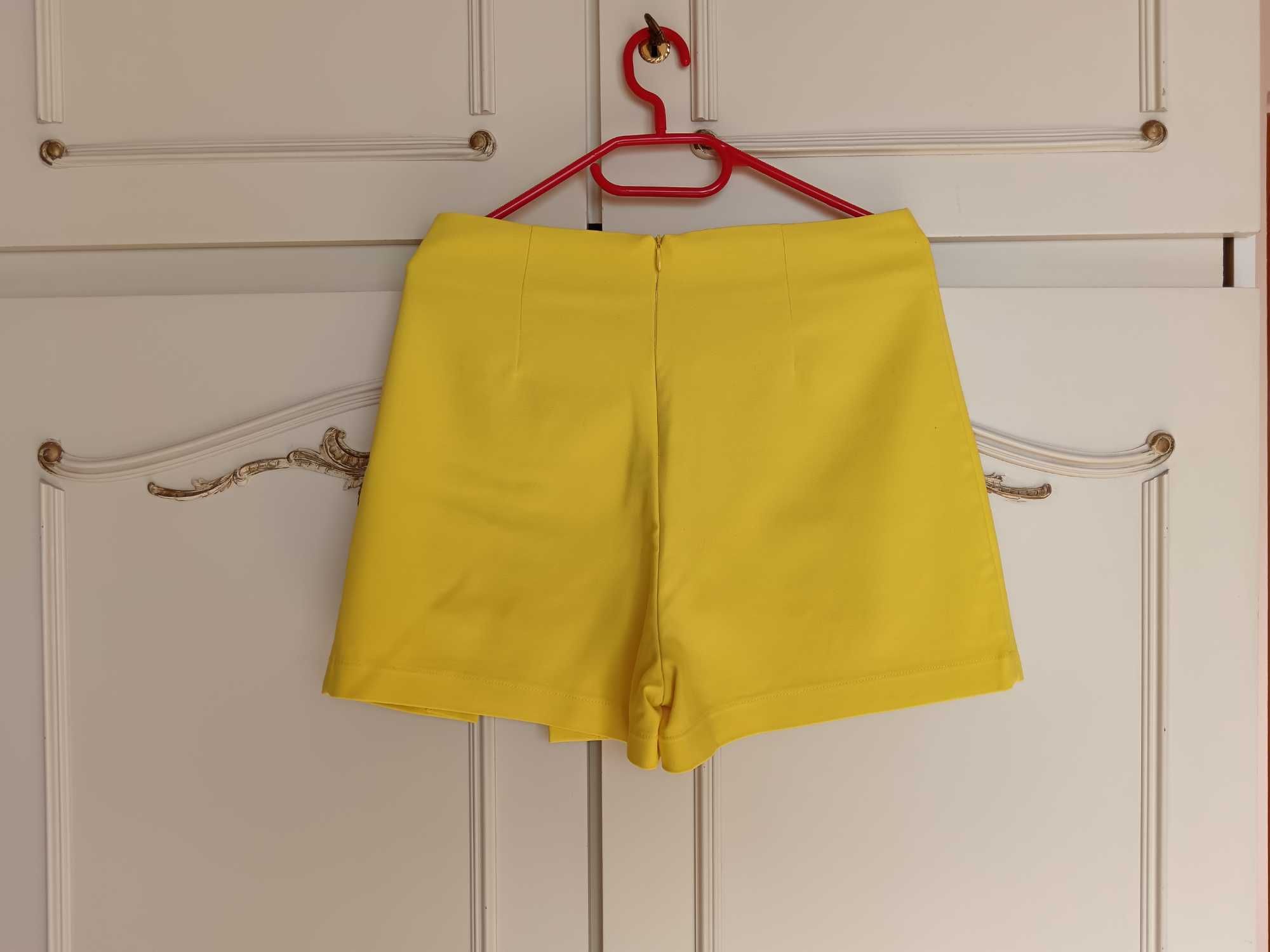 Nowe spódnico spodenki Stradivarius żółte