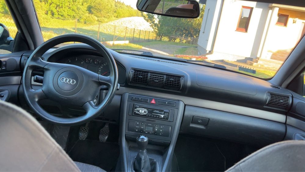 Audi A4 B5 Polift