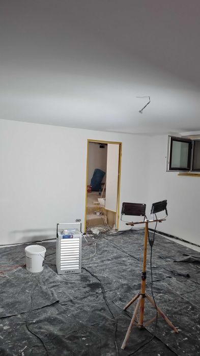 Kompleksowe remonty domów, mieszkań i łazienek, glazurnik, gładzie.