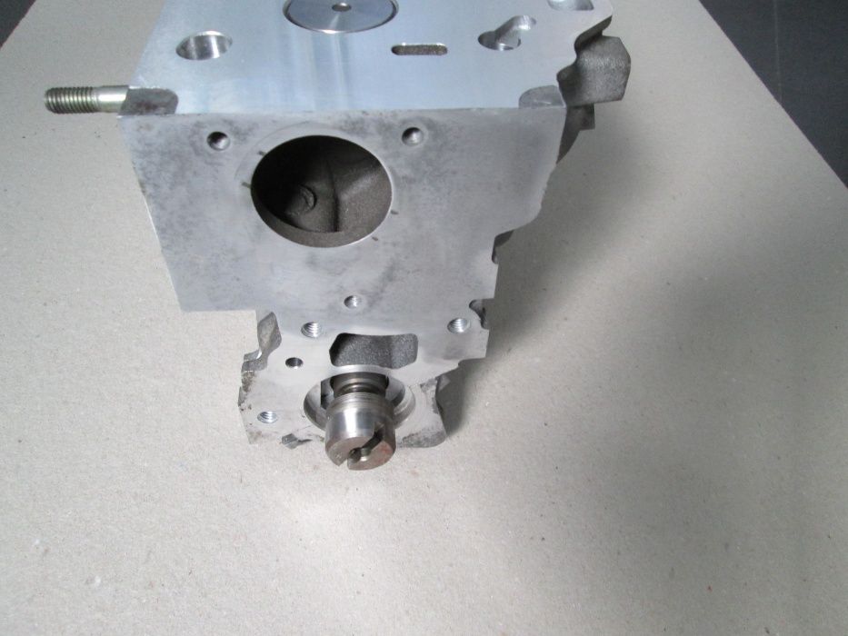 GŁOWICA RENAULT 1.9 DCI 8V / Renault Master / Opel Movano / Primastar