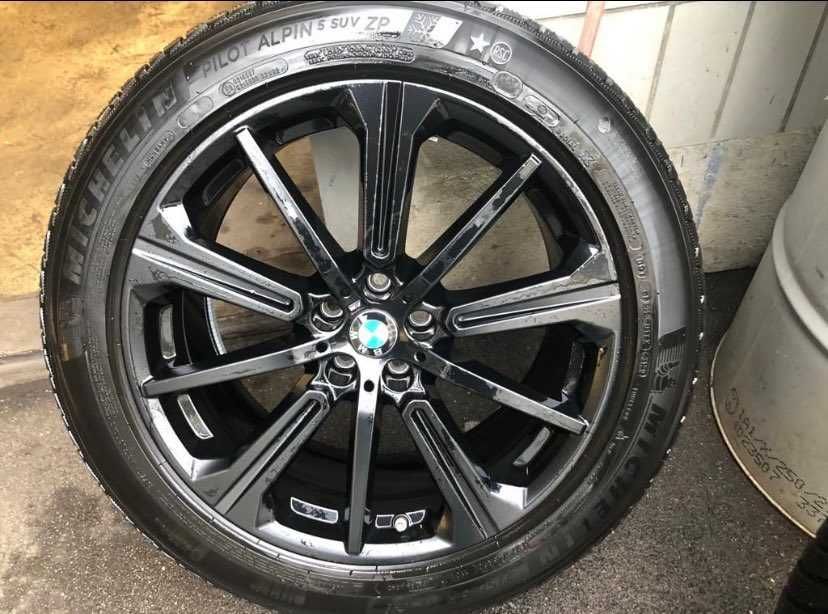 Oryginalne czarne koła 20 BMW X5 G05 X6 G06 M pakiet 275/45 R20 748M