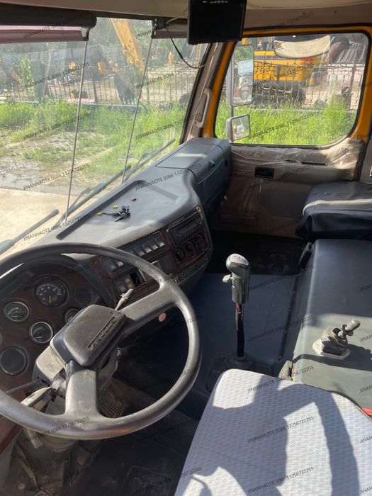 XCMG 70 -II Автокран вантажопідйомністю 70 тонн 2013 року випуску авто