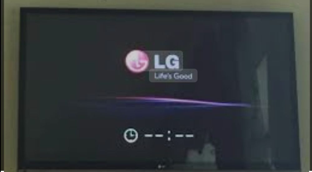 Ремонт Телевизор LG завис на заставке.Прошивка любых ТВ