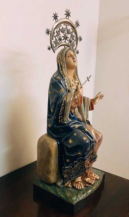 imagem Nsa Senhora das Dores Madeira policromada Séc XVIII