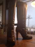 Botas em pele Pollini