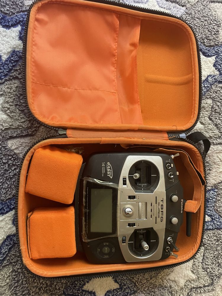 Futaba T8FG SUPER 2,4GHz FASST (14 каналов)