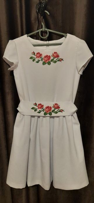 Дитяче вишите плаття