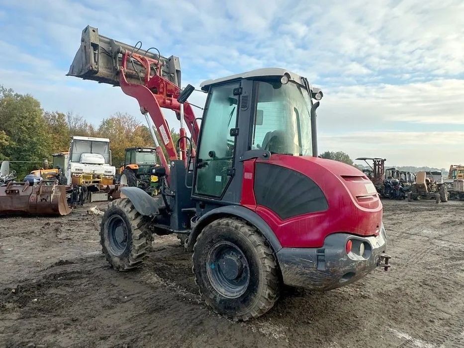 Atlas Ładowarka Czołowa ATLAS 65  Ładowarka Czołowa ATLAS 65