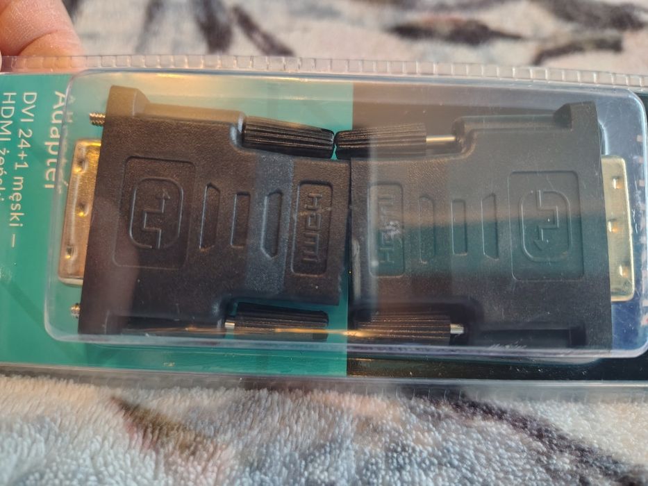 Adapter Hykker DVI 24+1 męski - HDMI żeński