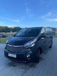 Wynajem busa 9 osobowego Opel Vivaro 1.6 BiTurbo long