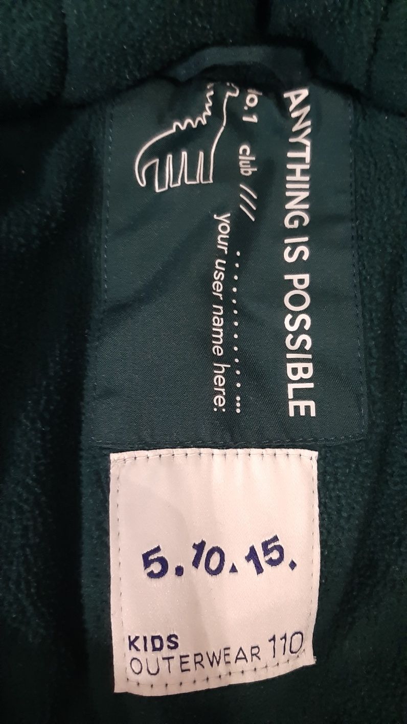 Kurtka - płaszcz chlopiecey firmy 5 10 15 rozmiar 110