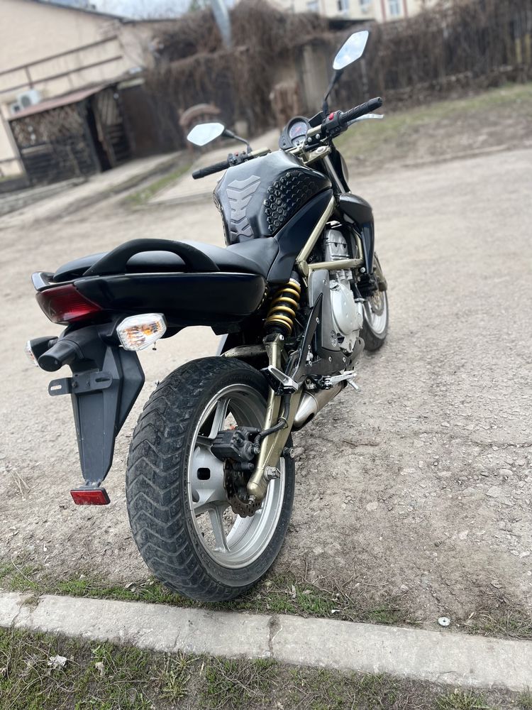 Продам кавасаки er6n
