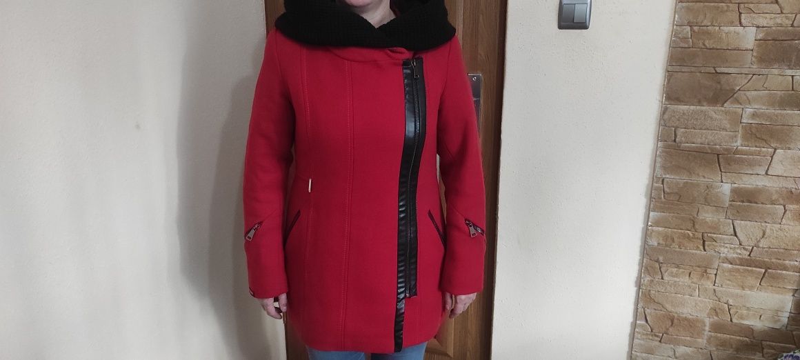 Promocja płaszcz płaszczyk  zimowy kurtka M L czerwony