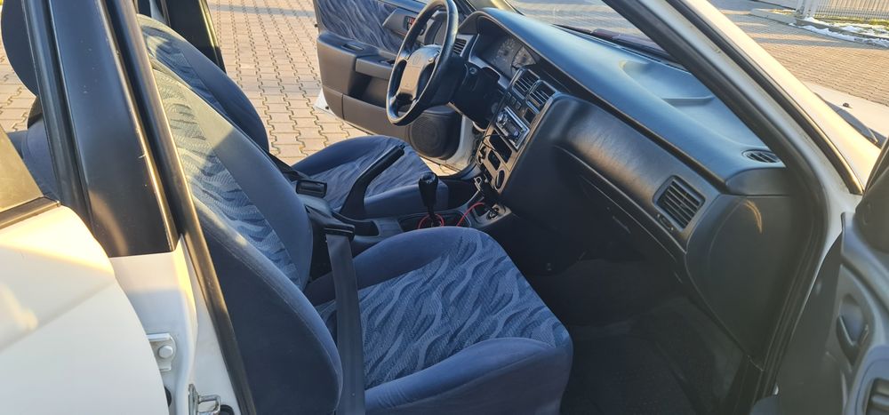 Терміновий продаж Toyota Carina E