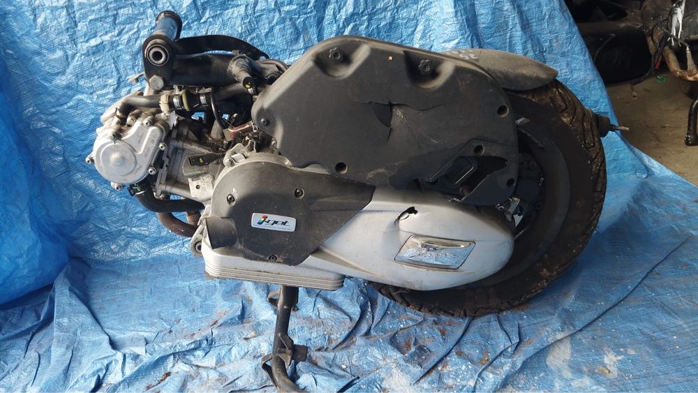 Silnik Piaggio Vespa 125